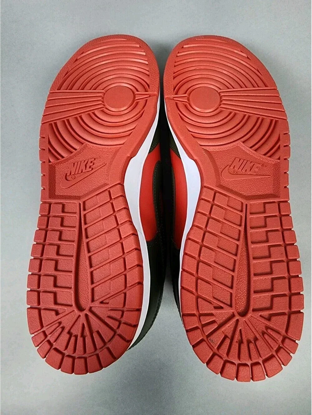 😱😱😱NIKE DUNK LOW MYSTIC RED SKU#DV0833-600 SIZE 9.5M BRAND NEW READY TO SHIP!